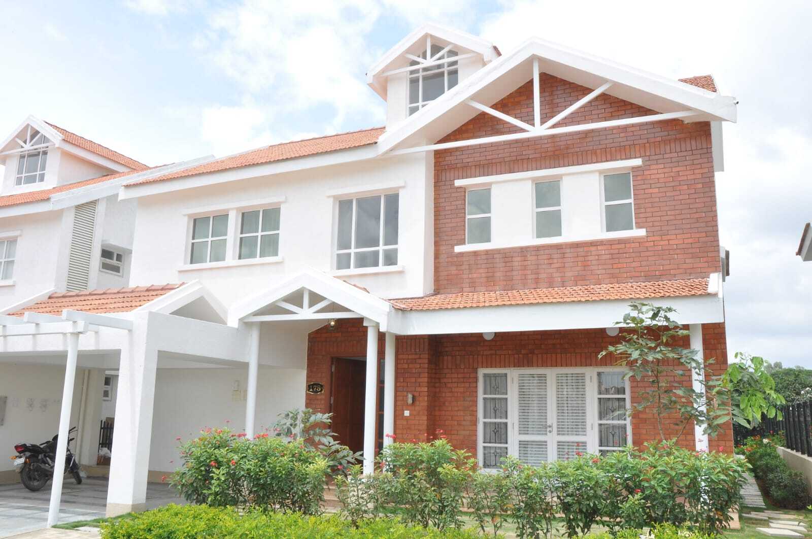 Prestige Augusta Golf Village, Sai Baba Temple, Augusta Road, near Anagalapura, Kothanur, Bengaluru